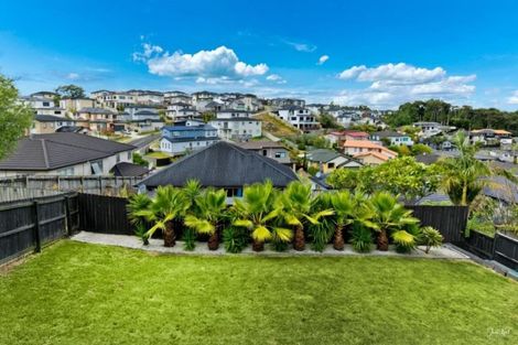 Photo of property in 18 Virginia Street, Henderson, Auckland, 0612
