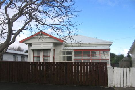 Photo of property in 131 Whites Line East, Waiwhetu, Lower Hutt, 5010