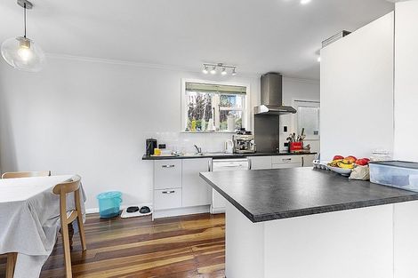 Photo of property in 61 Bell Street, Tawa, Wellington, 5028