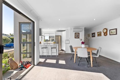Photo of property in 52 Arabella Lane, Snells Beach, 0920