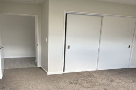 Photo of property in 21 Morus Road, Massey, Auckland, 0614