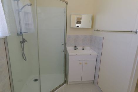 Photo of property in 44 Brandon Road, Glen Eden, Auckland, 0602