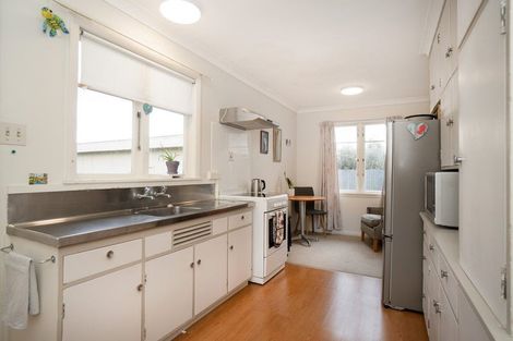 Photo of property in 50 Birmingham Street, Takaro, Palmerston North, 4412