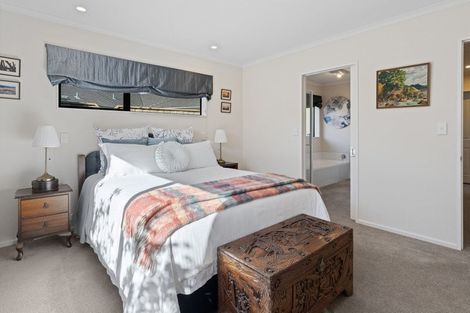 Photo of property in 9 Campbell Grove, Levin, 5510