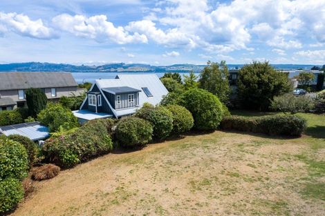 Photo of property in 16 Harvey Street, Waipahihi, Taupo, 3330