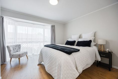 Photo of property in 4/73 Vintage Drive, Henderson, Auckland, 0612