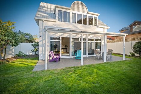 Photo of property in 11b Nutfield Lane, Cashmere, Christchurch, 8022