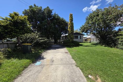 Photo of property in 14 Sutton Crescent, Papakura, 2110