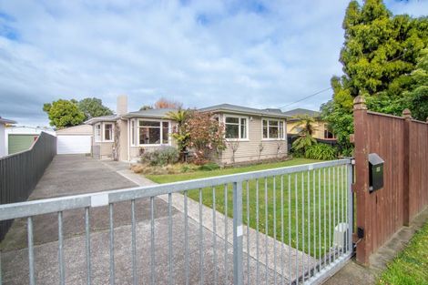 Photo of property in 100 Slacks Road, Awapuni, Palmerston North, 4412
