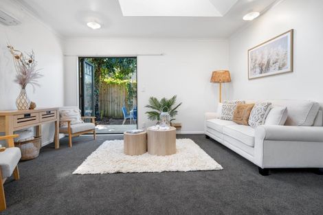 Photo of property in 1142b Papamoa Beach Road, Papamoa Beach, Papamoa, 3118