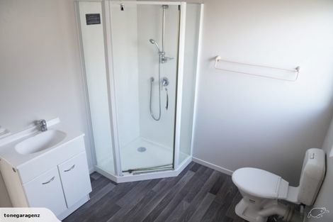 Photo of property in 13 Gala Place, Henderson, Auckland, 0612