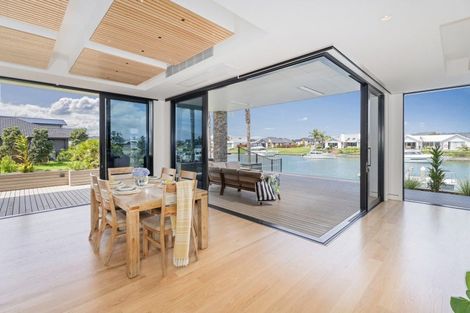 Photo of property in 33 Awatea Drive, Whitianga, 3510