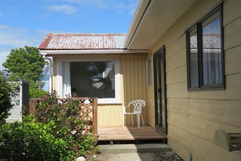 Photo of property in 58 Cobden Street, Westport, 7825