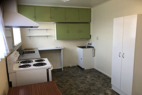 Photo of property in Shakespeare Flats, 8/48 Merton Street, Trentham, Upper Hutt, 5018