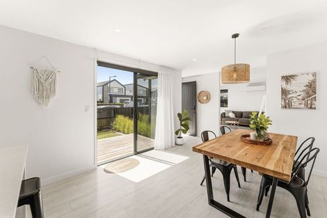 Photo of property in 1 Chrysler Street, Papamoa, 3118