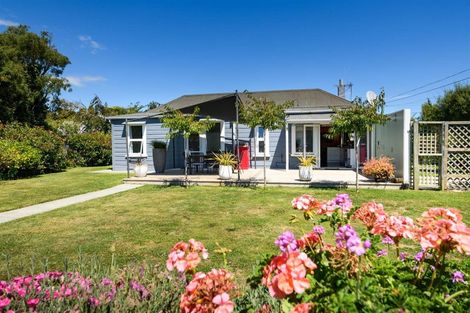 Photo of property in 30 Signal Street, Marton, 4710