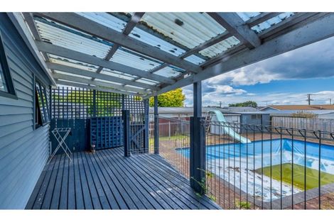 Photo of property in 13 Kamaka Road, Mangere Bridge, Auckland, 2022
