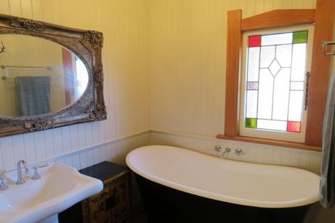 Photo of property in 8 Pukenui Street, Strandon, New Plymouth, 4312