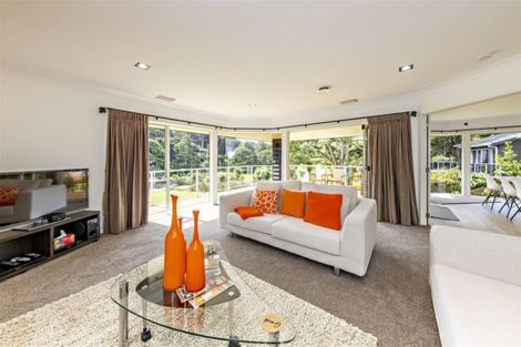 Photo of property in 23 Tuakura Way, The Gardens, Auckland, 2105