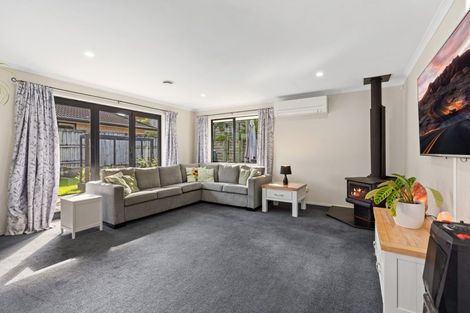 Photo of property in 9 Lark Place, Welcome Bay, Tauranga, 3112