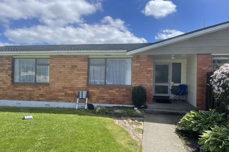 Photo of property in 2 Skye Street, Heidelberg, Invercargill, 9812