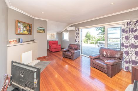 Photo of property in 9 Ashton Terrace, Castlecliff, Whanganui, 4501