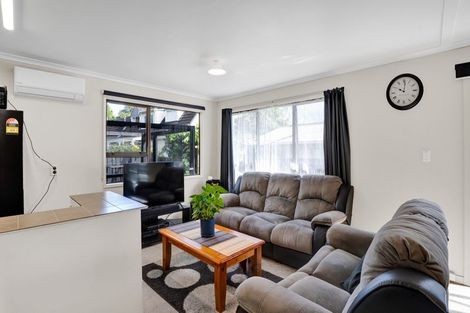 Photo of property in 6c Oswald Place, Stratford, 4332