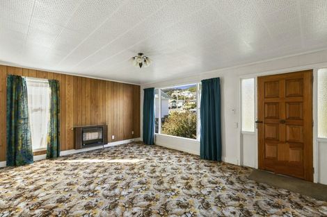 Photo of property in 30 The Parade, Island Bay, Wellington, 6023