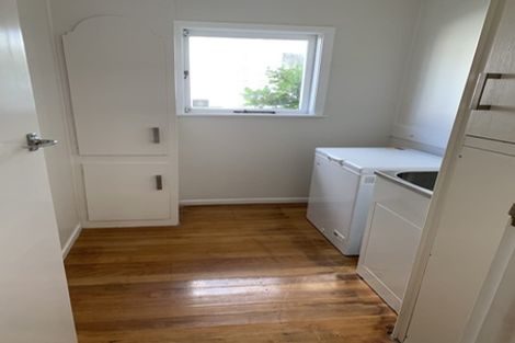 Photo of property in 44 Hepburn Road, Glendene, Auckland, 0602