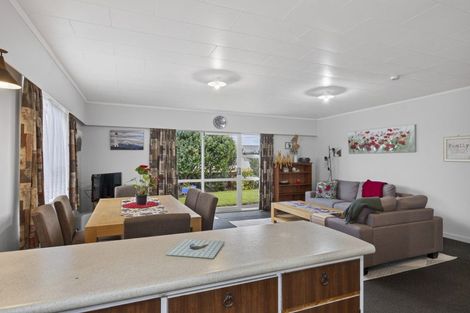Photo of property in 85 Fulford Street, New Plymouth, 4310