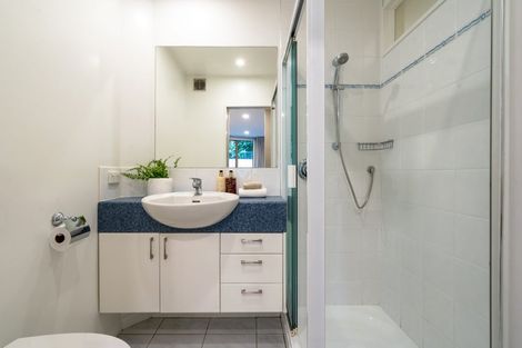 Photo of property in 2/35a Hart Road, Hauraki, Auckland, 0622