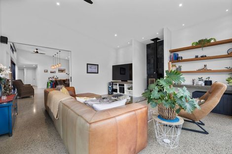 Photo of property in 411 Wigram Road, Halswell, Christchurch, 8025