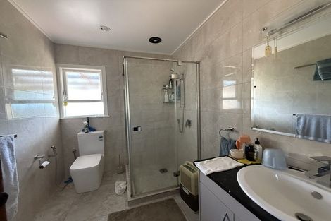 Photo of property in 63 Shoreham Street, Avondale, Auckland, 0600