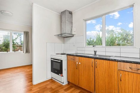 Photo of property in 1/3 Seddon Avenue, Papatoetoe, Auckland, 2104