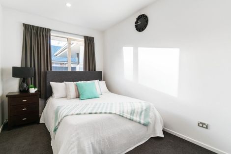 Photo of property in 37 Somerville Crescent, Aidanfield, Christchurch, 8025