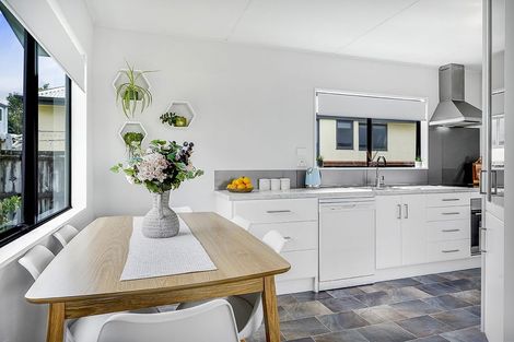 Photo of property in 6a Gibson Road, Dinsdale, Hamilton, 3204