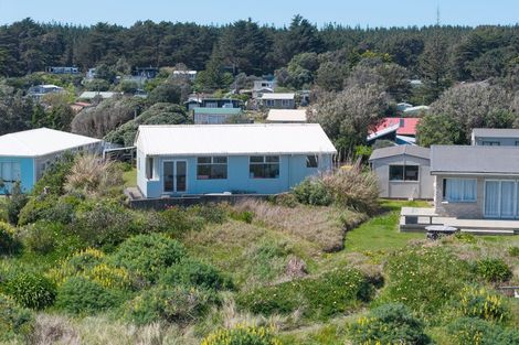 Photo of property in 7 Kent Avenue, Waitarere Beach, Levin, 5510