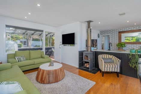 Photo of property in 241 Paku Drive, Tairua, 3508