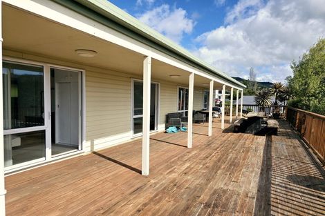 Photo of property in 4 Collins Place, Picton, 7220