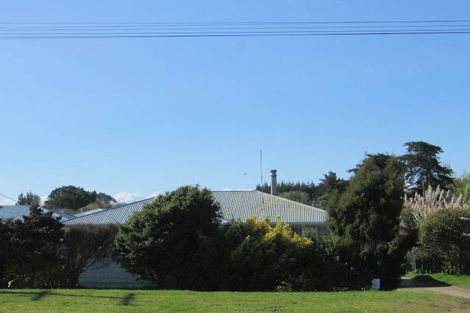 Photo of property in 57 Avenue Road, Foxton, 4814