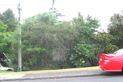 Photo of property in 2/47 Roberts Road, Glenfield, Auckland, 0629