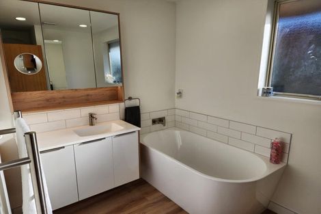 Photo of property in 3/12 Centaurus Road, Cashmere, Christchurch, 8022