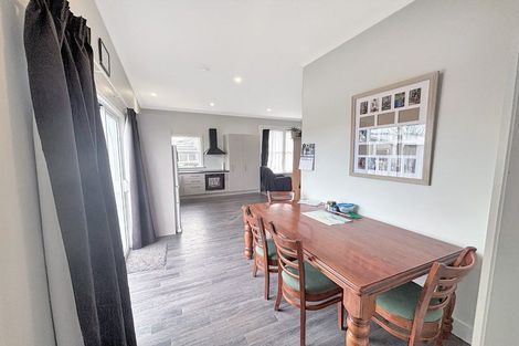 Photo of property in 68 Allardice Street, Dannevirke, 4930