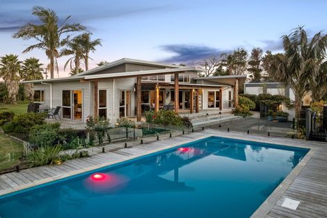 Photo of property in 650 One Tree Point Road, Ruakaka, Whangarei, 0171