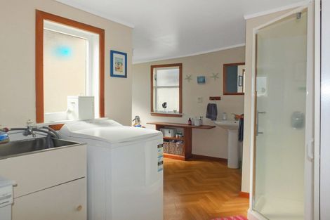 Photo of property in 165 Seabury Avenue, Foxton Beach, Foxton, 4815