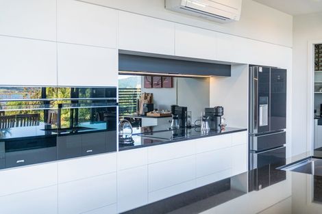 Photo of property in 112 Ti Kouka Crescent, Matarangi, Whitianga, 3592