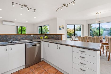 Photo of property in 18 Chatsfield Place, Te Kamo, Whangarei, 0112