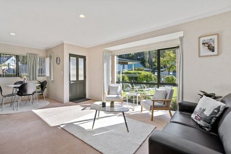 Photo of property in Redwood Village, 26/42 Main Road, Tawa, Wellington, 5028