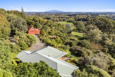 Photo of property in 35 Sunglo Terrace, Otaki, 5512