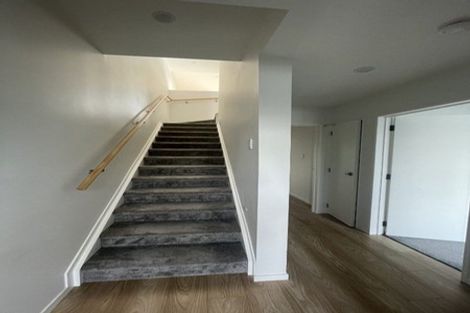 Photo of property in 5/30b Westgate Drive, Massey, Auckland, 0614